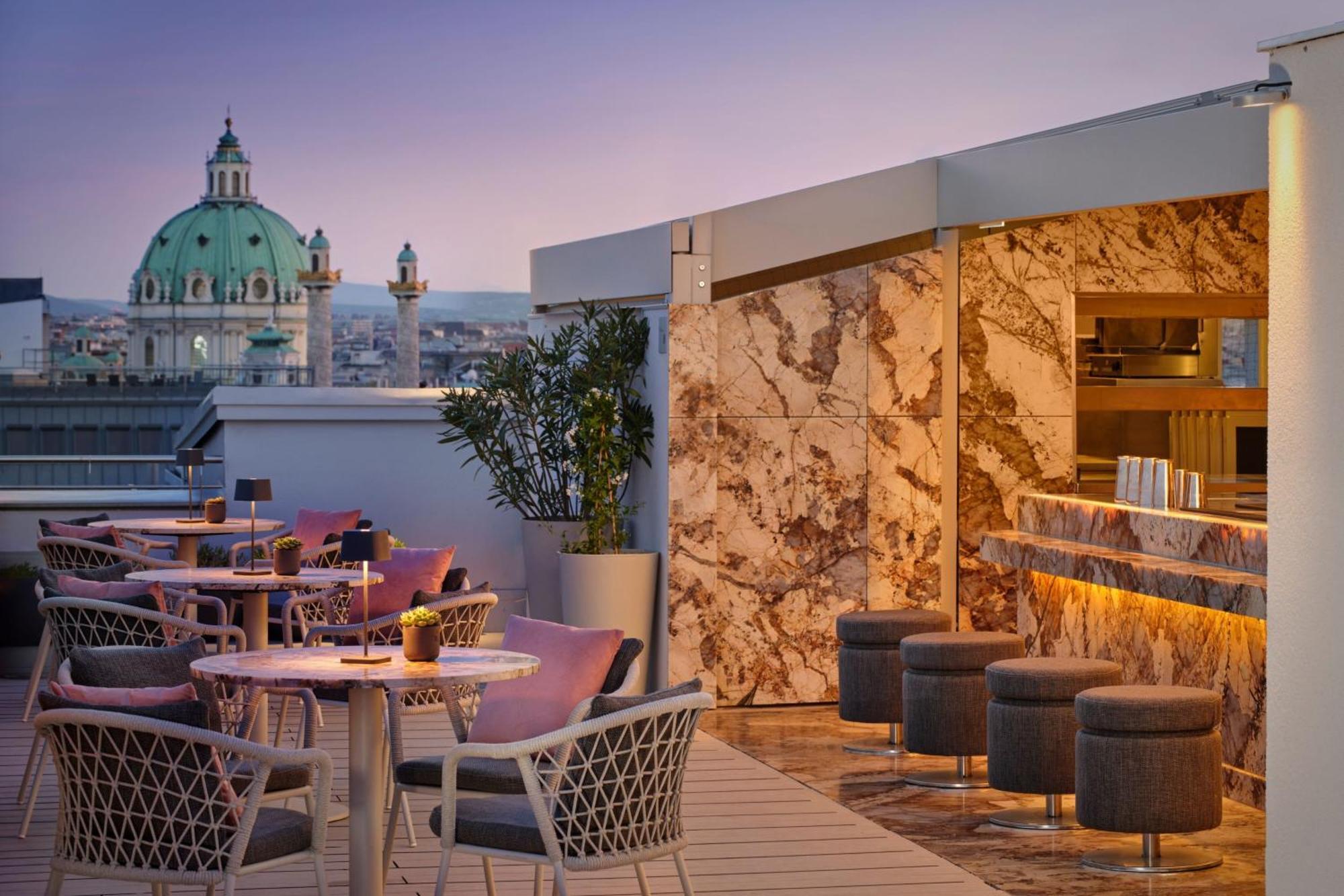 The Ritz-Carlton, Vienna Hotel Exterior photo